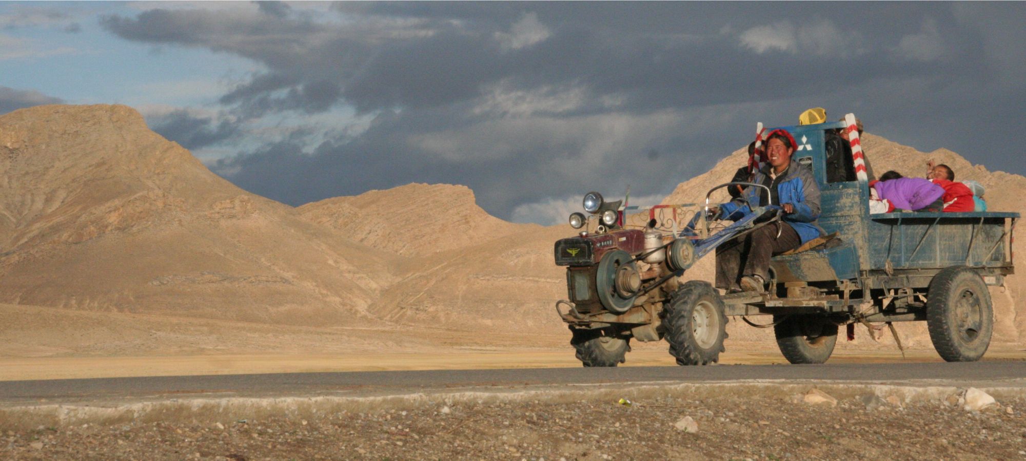 Cycling Lhasa to Kathmandu 